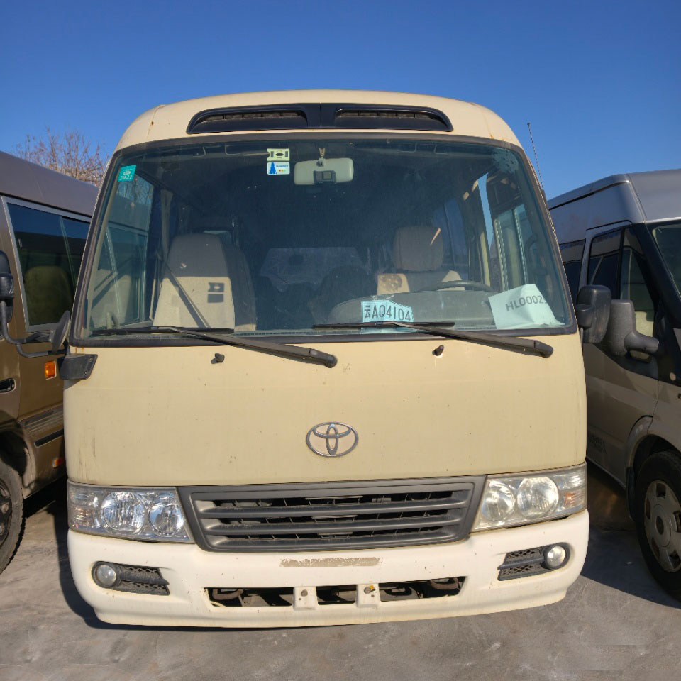 20 Seats Second Hand Gasoline Bus