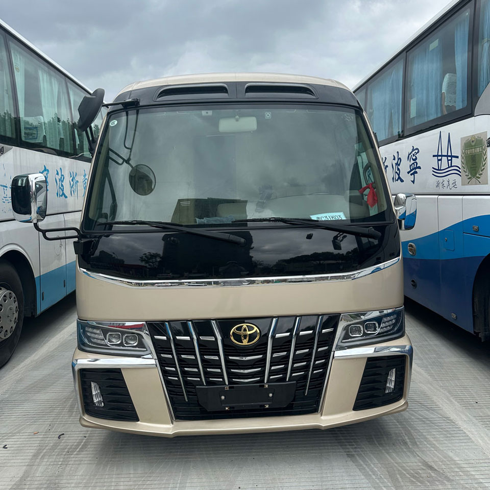 7 Seats Used Gasoline Luxury Coaster