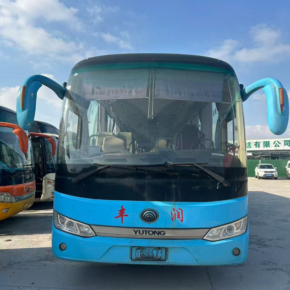 Yutong 60 Seats Diesel Used Bus