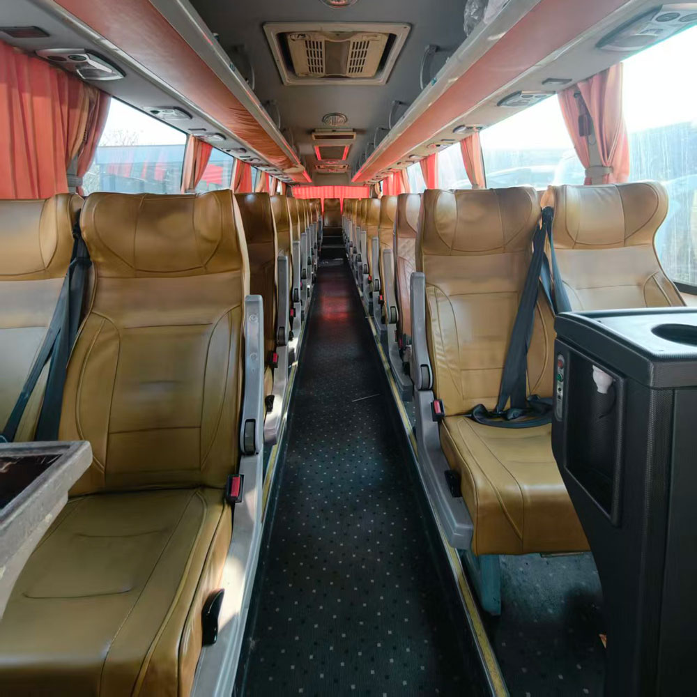 Yaxing 53 Seats Diesel Used Bus